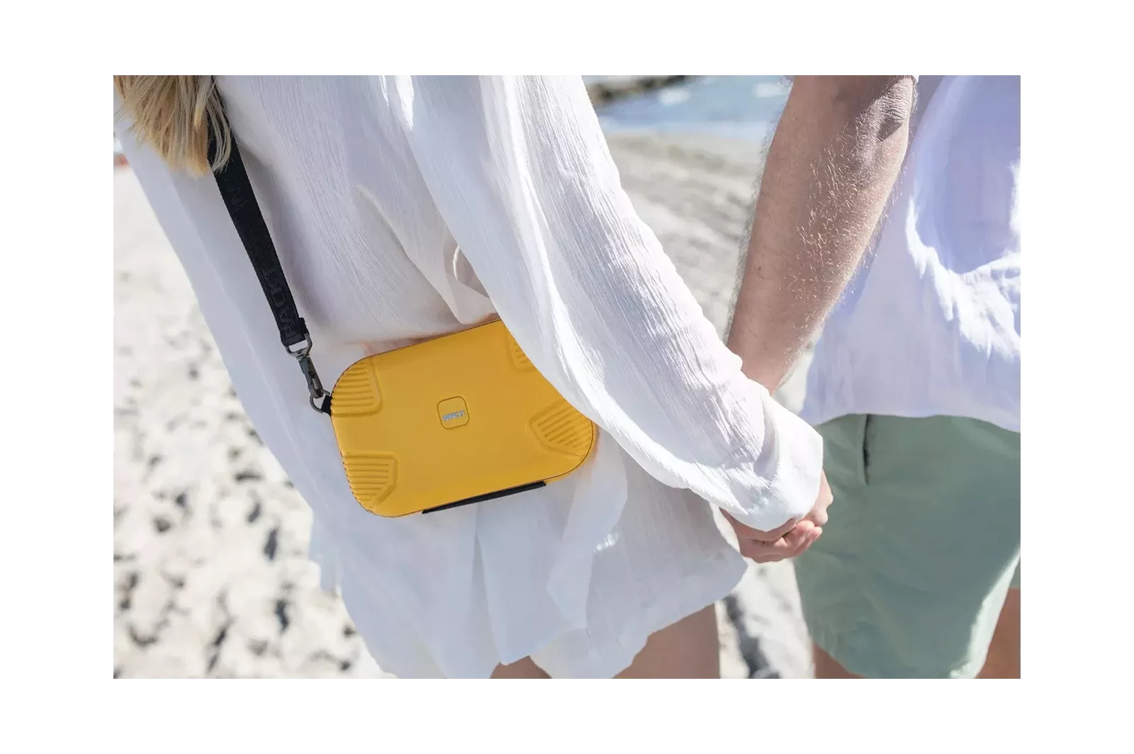 IMPACKT IP 1 Mini Case 20 cm Umhängetasche Sunset Yellow