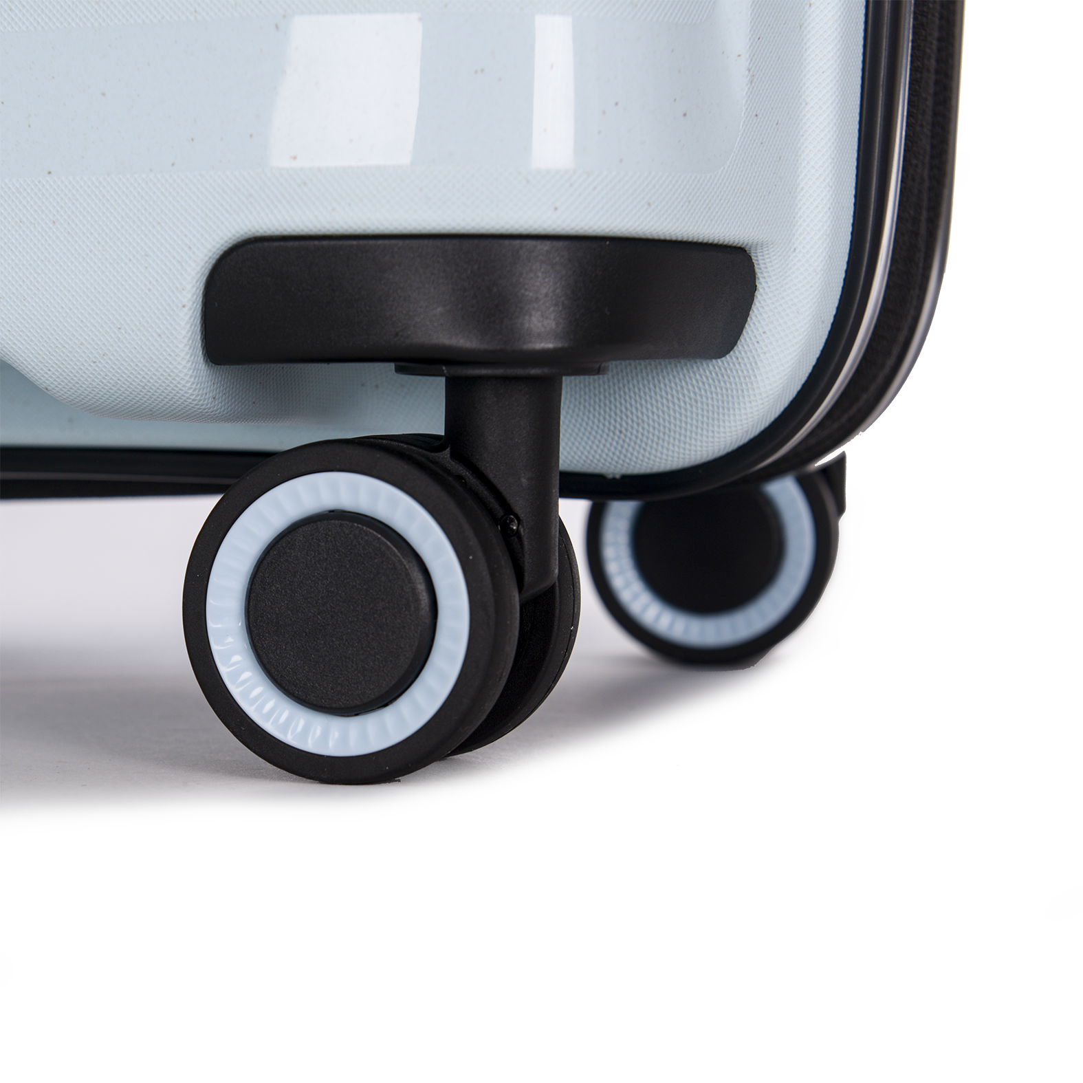 Stratic Straw Plus Trolley S 55 cm mit 4 Rollen aus Bio Kunststoff Pastellblau