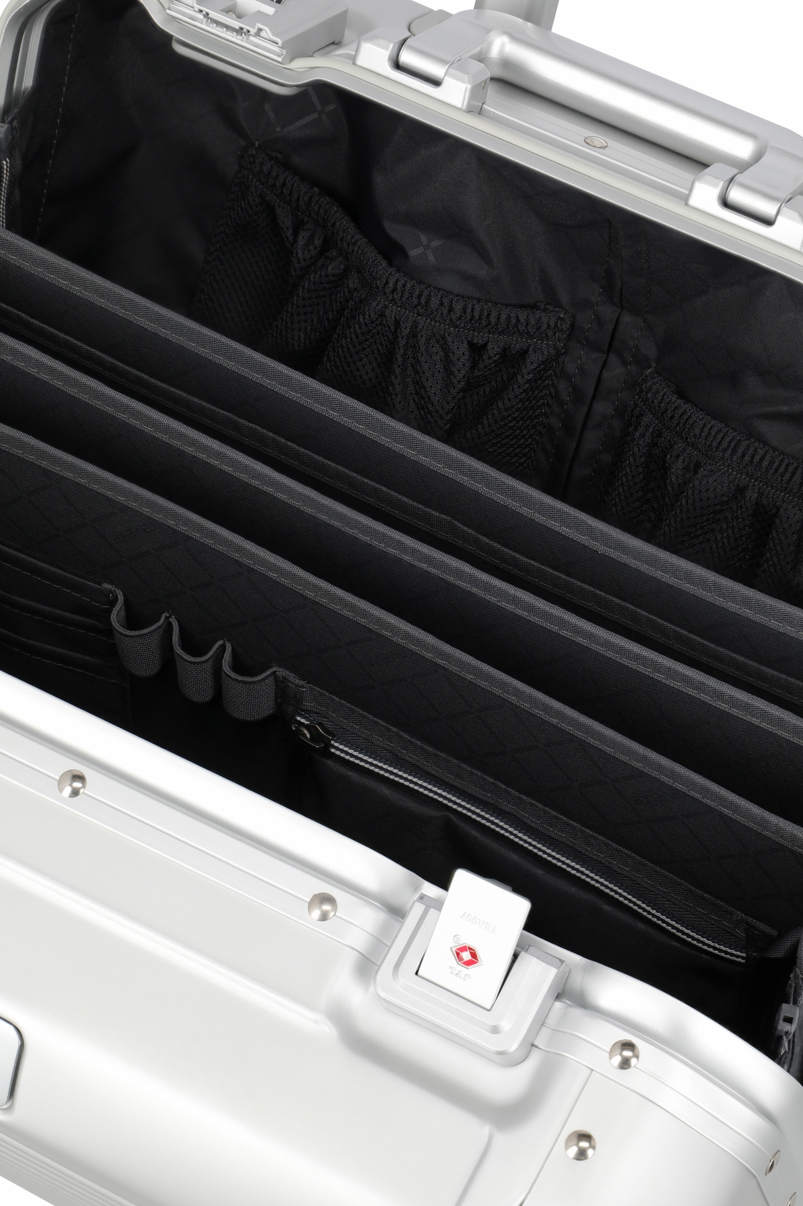 Travelite Aluminium Businesswheeler Next 2.0 cm mit 4 Rollen
