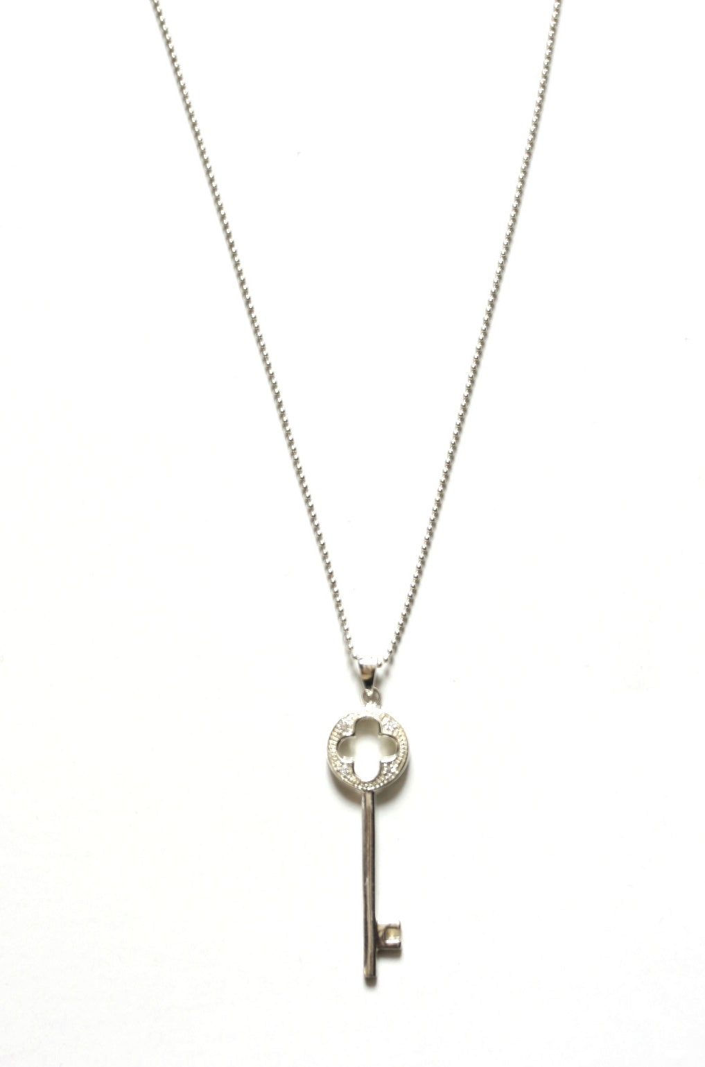Halskette aus 925er Silber mit Schlüssel Anhänger
